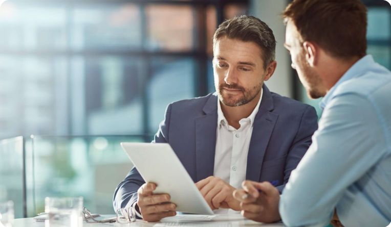 Telecoms tower next to a tennis court